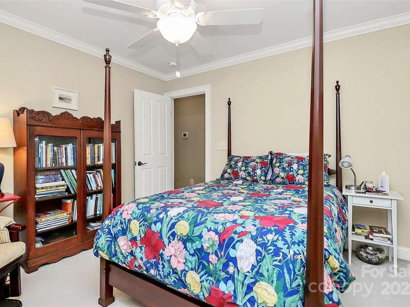 8500 Peyton Randolph Drive, Charlotte, NC 28277.  MLS# CAR4276267, YatesRealty ID 34570. 