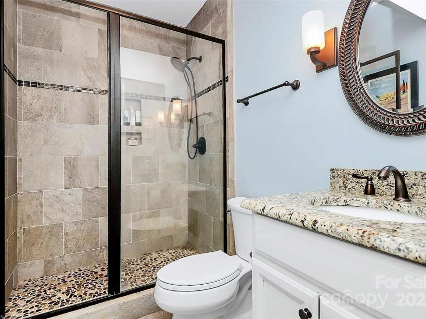 8500 Peyton Randolph Drive, Charlotte, NC 28277.  MLS# CAR4276267, YatesRealty ID 34570. 