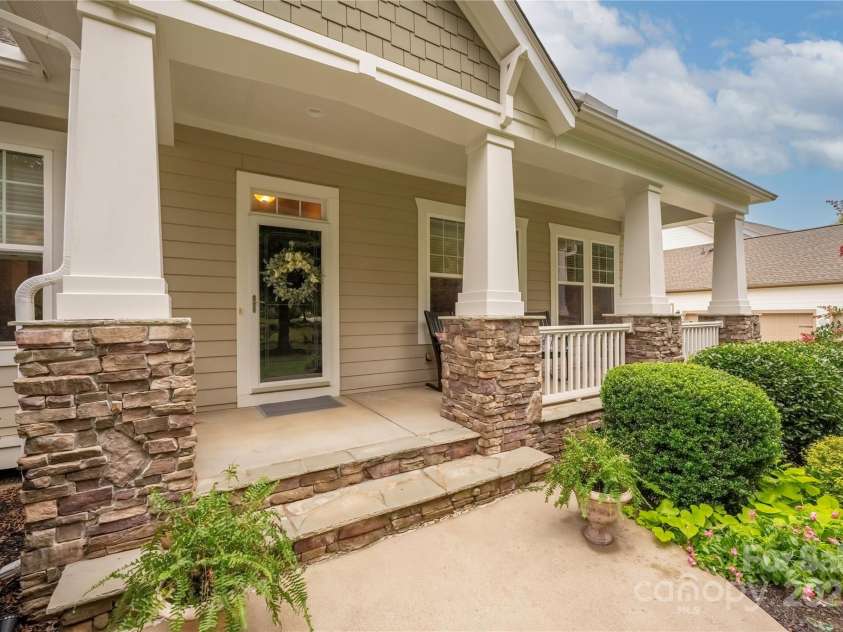 12715 Forrester Avenue, Huntersville, NC 28078.  MLS# CAR4289435, YatesRealty ID 34571. 