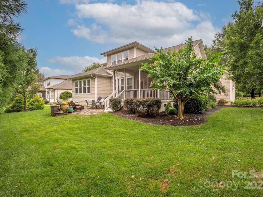 12715 Forrester Avenue, Huntersville, NC 28078.  MLS# CAR4289435, YatesRealty ID 34571. 