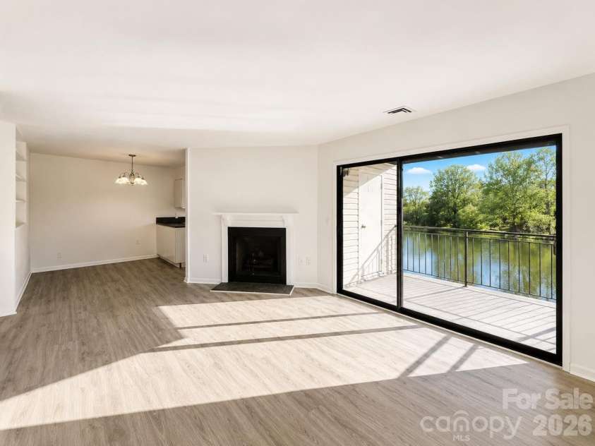 4822 Spring Lake Drive, Charlotte, NC 28212.  MLS# CAR4397298, YatesRealty ID 34571. 