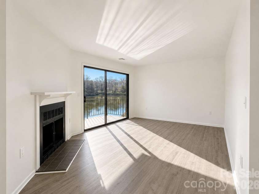 4822 Spring Lake Drive, Charlotte, NC 28212.  MLS# CAR4397298, YatesRealty ID 34571. 