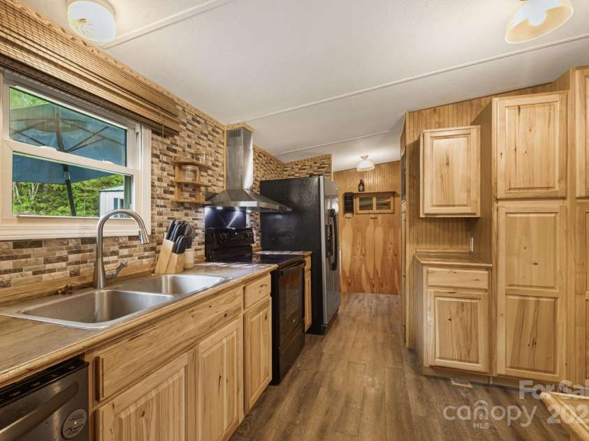 2490 Painters Gap Road, Union Mills, NC 28167.  MLS# CAR4294163, YatesRealty ID 34572. 