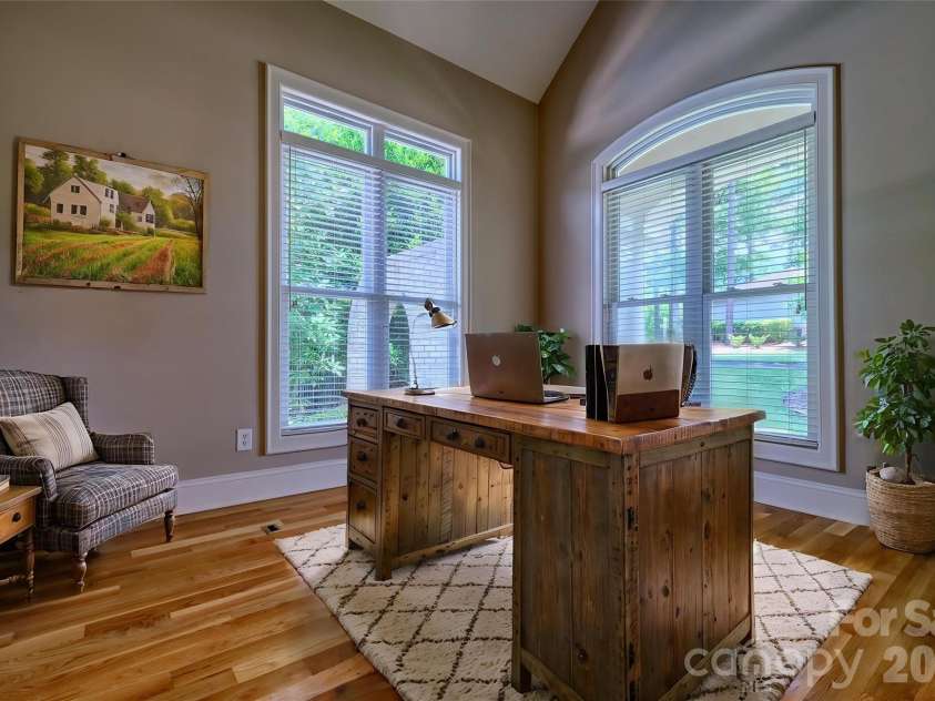 60 Marina Road, Lake Wylie, SC 29710.  MLS# CAR4394642, YatesRealty ID 34572. Virtually staged office