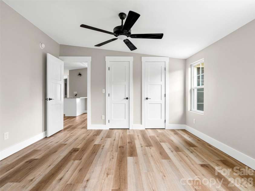 448 Riverwind Drive, Hendersonville, NC 28739.  MLS# CAR4381752, YatesRealty ID 34573. 