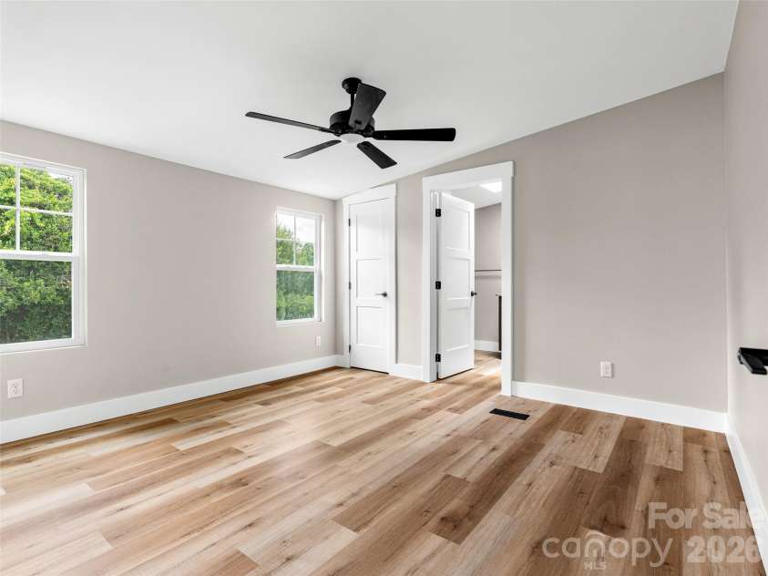 448 Riverwind Drive, Hendersonville, NC 28739.  MLS# CAR4381752, YatesRealty ID 34573. 