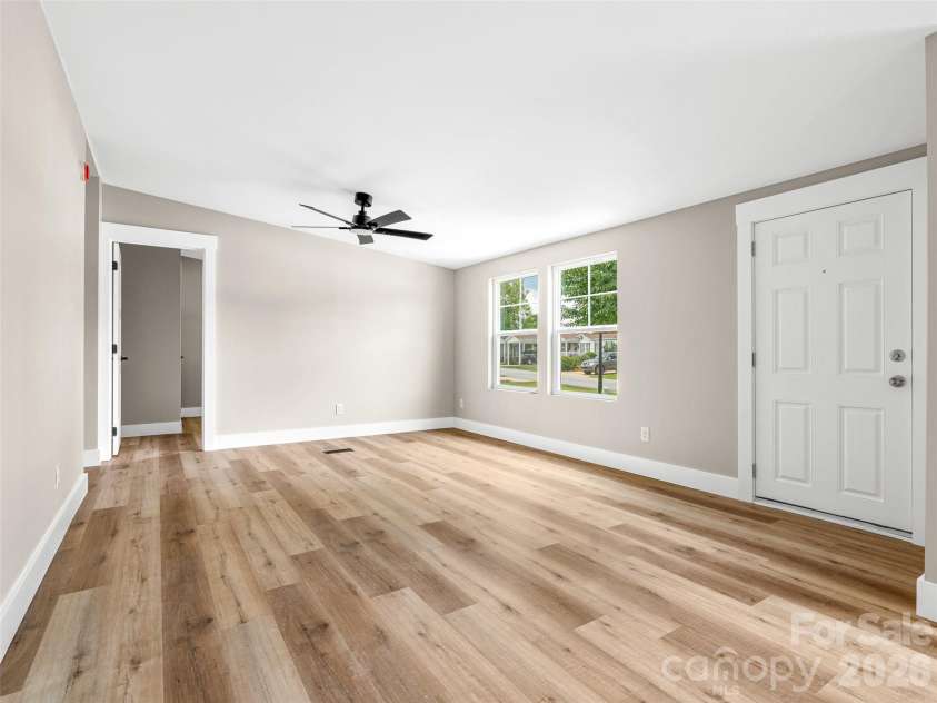 448 Riverwind Drive, Hendersonville, NC 28739.  MLS# CAR4381752, YatesRealty ID 34573. 