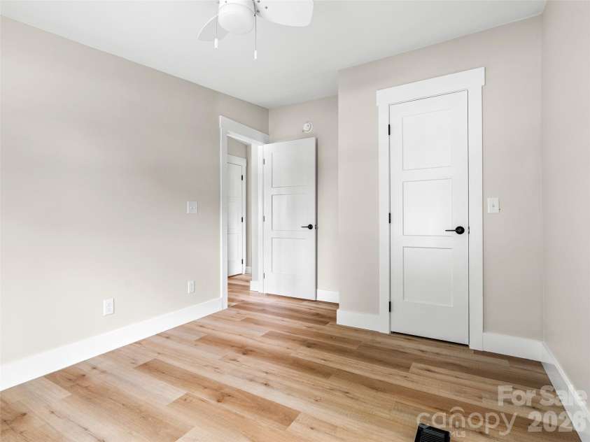 448 Riverwind Drive, Hendersonville, NC 28739.  MLS# CAR4381752, YatesRealty ID 34573. 