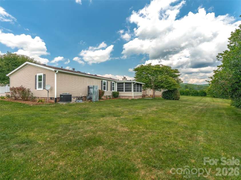 448 Riverwind Drive, Hendersonville, NC 28739.  MLS# CAR4381752, YatesRealty ID 34573. 