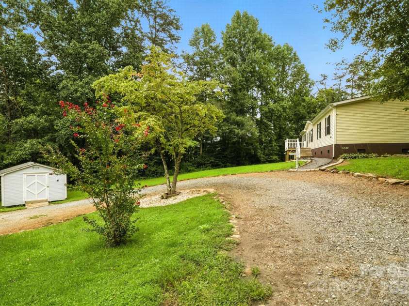 6337 Fairlane Street, Hickory, NC 28602.  MLS# CAR4287746, YatesRealty ID 34574. Driveway / Shed