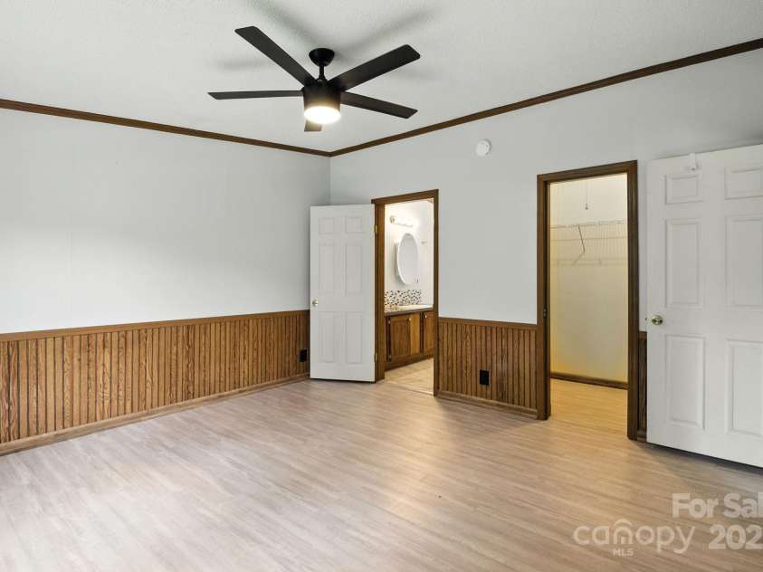 6337 Fairlane Street, Hickory, NC 28602.  MLS# CAR4287746, YatesRealty ID 34574. Primary Bedroom