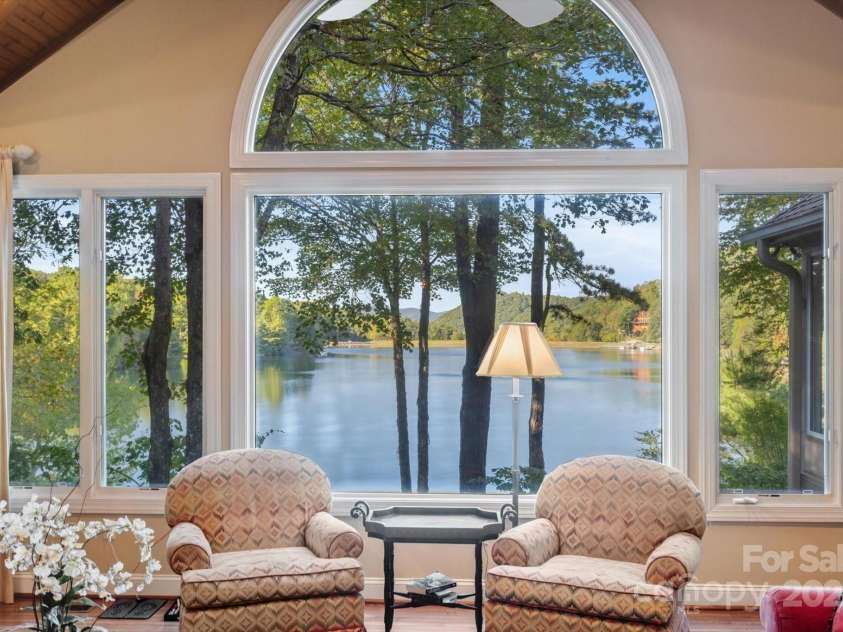 98 Taladu Court, Brevard, NC 28712.  MLS# CAR4302886, YatesRealty ID 34574. 
