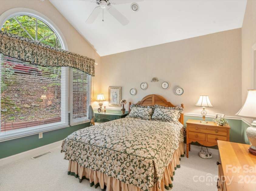 98 Taladu Court, Brevard, NC 28712.  MLS# CAR4302886, YatesRealty ID 34574. 