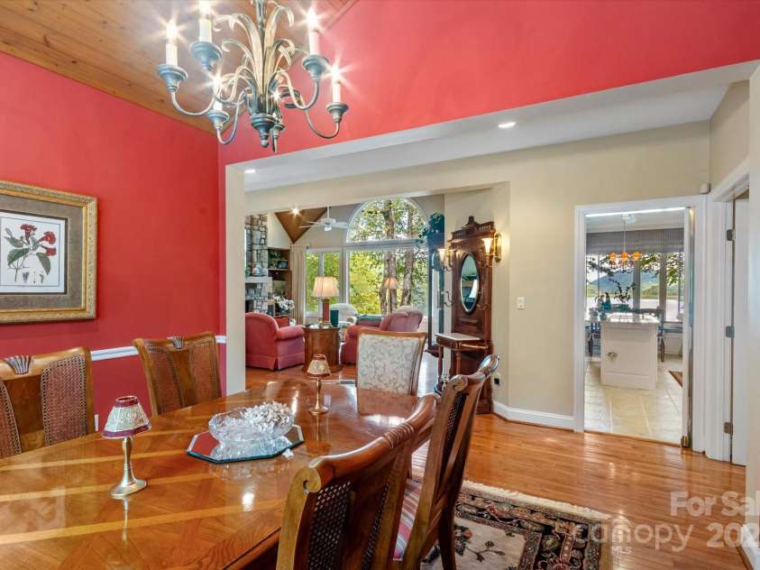 98 Taladu Court, Brevard, NC 28712.  MLS# CAR4302886, YatesRealty ID 34574. 