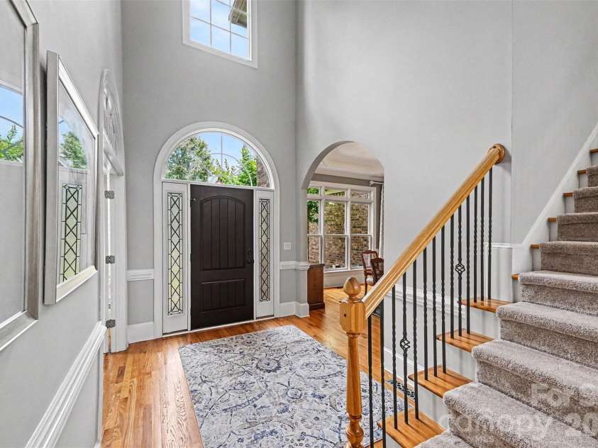 2216 Highland Forest Drive, Marvin, NC 28173.  MLS# CAR4390991, YatesRealty ID 34575. Foyer