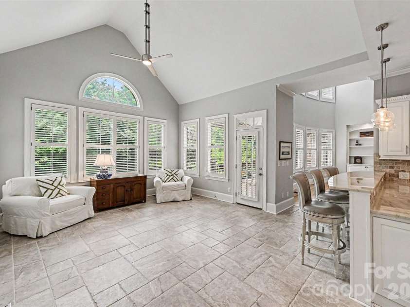2216 Highland Forest Drive, Marvin, NC 28173.  MLS# CAR4390991, YatesRealty ID 34575. Keeping room
