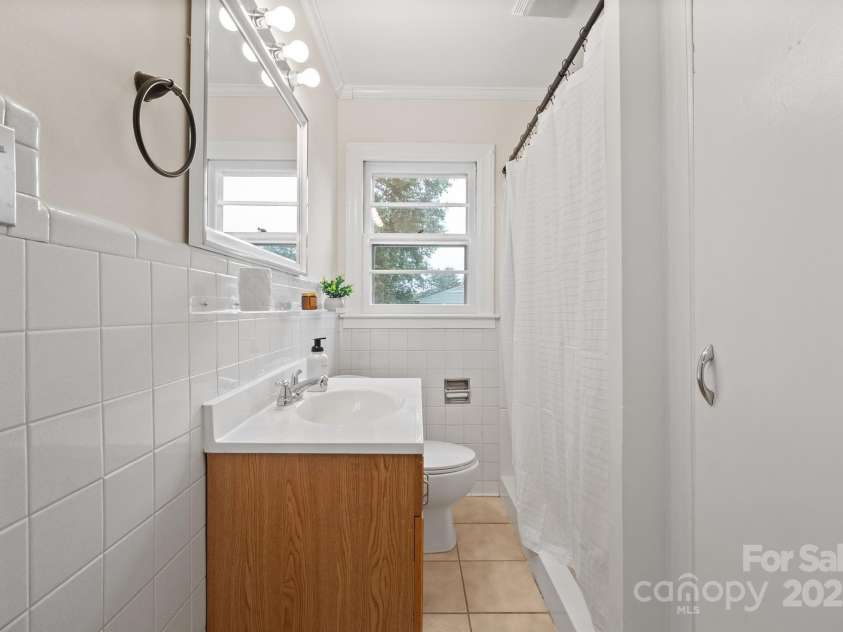 128 Wilson Street, Concord, NC 28025.  MLS# CAR4289974, YatesRealty ID 34576. 