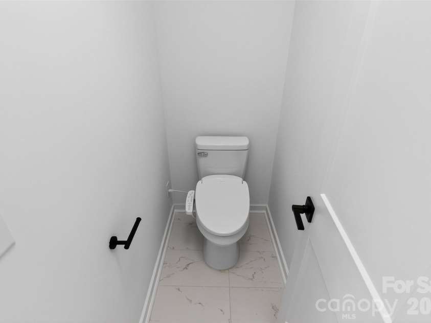 2716 Baltimore Avenue, Charlotte, NC 28203.  MLS# CAR4385672, YatesRealty ID 34576. 3rd floor primary bath bidet