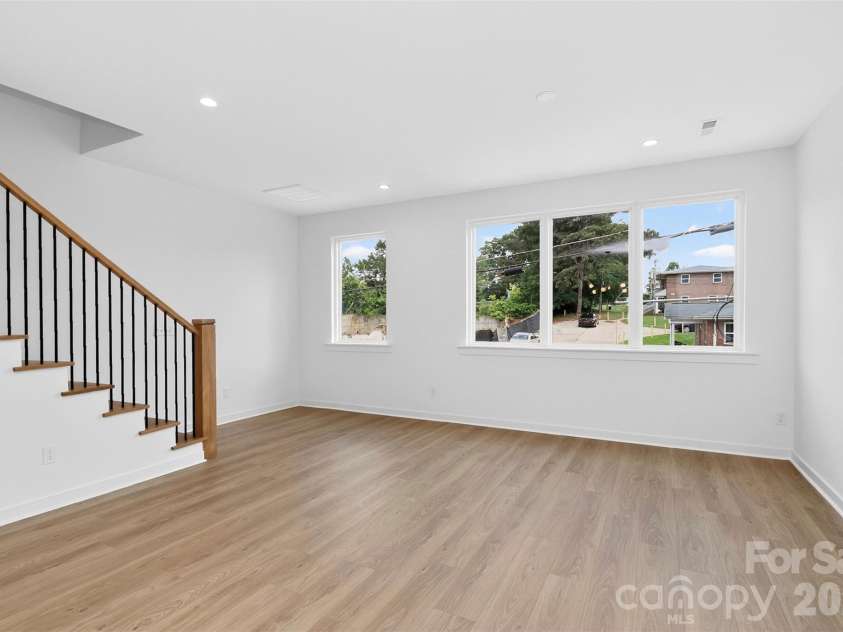 2716 Baltimore Avenue, Charlotte, NC 28203.  MLS# CAR4385672, YatesRealty ID 34576. Living area 2nd floor 