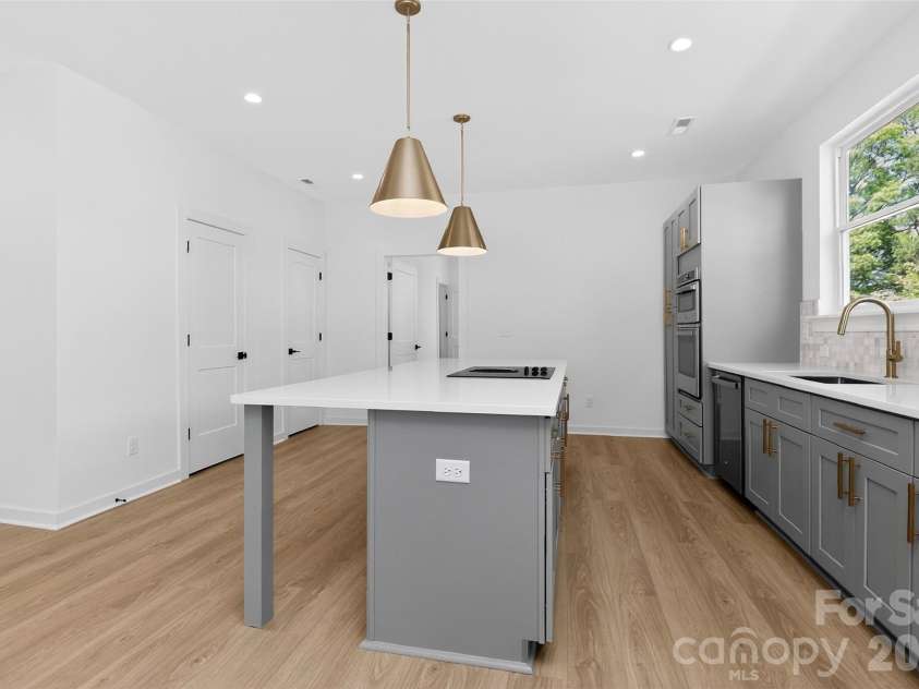2714 Baltimore Avenue, Charlotte, NC 28203.  MLS# CAR4360205, YatesRealty ID 34577. 2nd floor kitchen