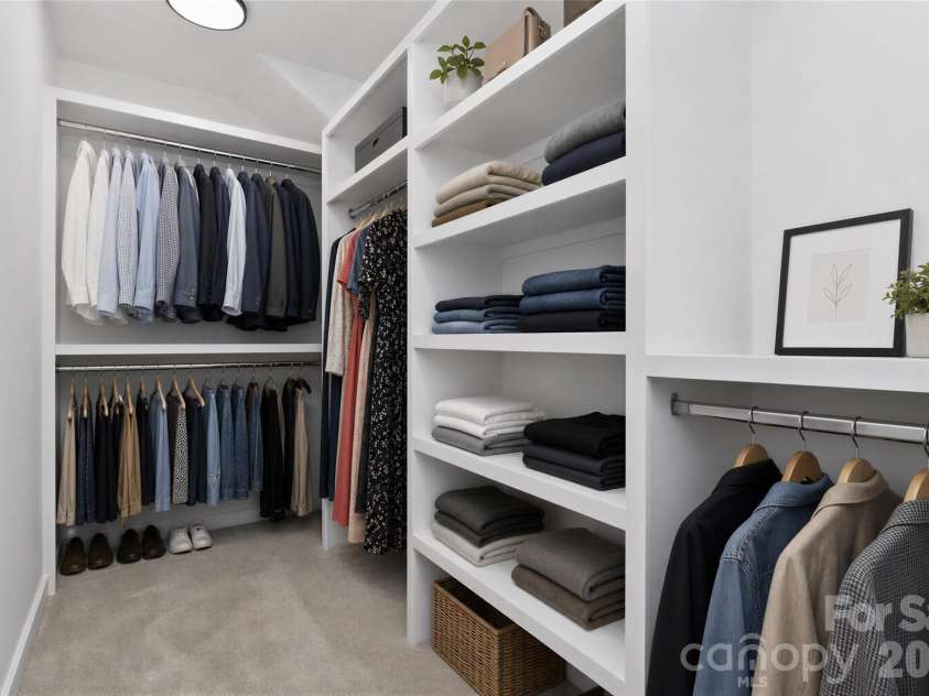 2714 Baltimore Avenue, Charlotte, NC 28203.  MLS# CAR4360205, YatesRealty ID 34577. Primary closet virtually staged