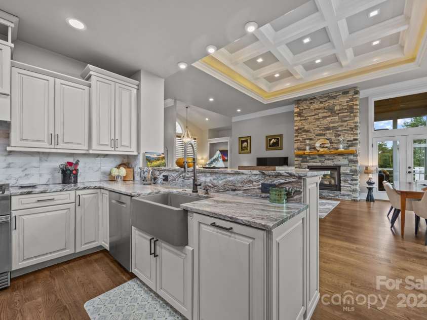 45 Penley Park Drive, Weaverville, NC 28787.  MLS# CAR4289463, YatesRealty ID 34577. 