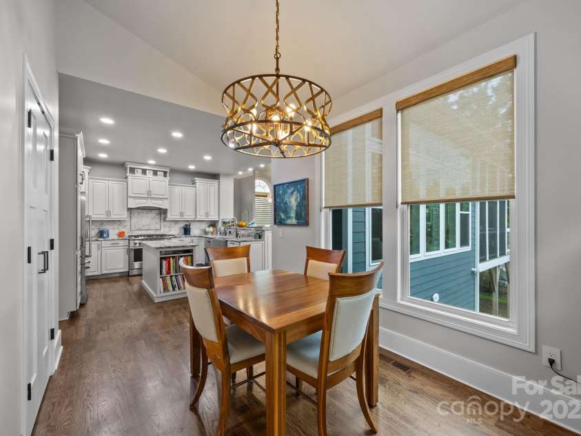 45 Penley Park Drive, Weaverville, NC 28787.  MLS# CAR4289463, YatesRealty ID 34577. Breakfast nook