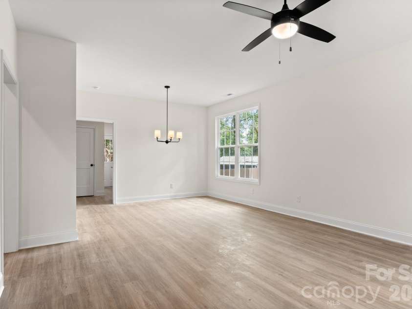 725 Rockdale Street, Rock Hill, SC 29730.  MLS# CAR4424948, YatesRealty ID 34580. 