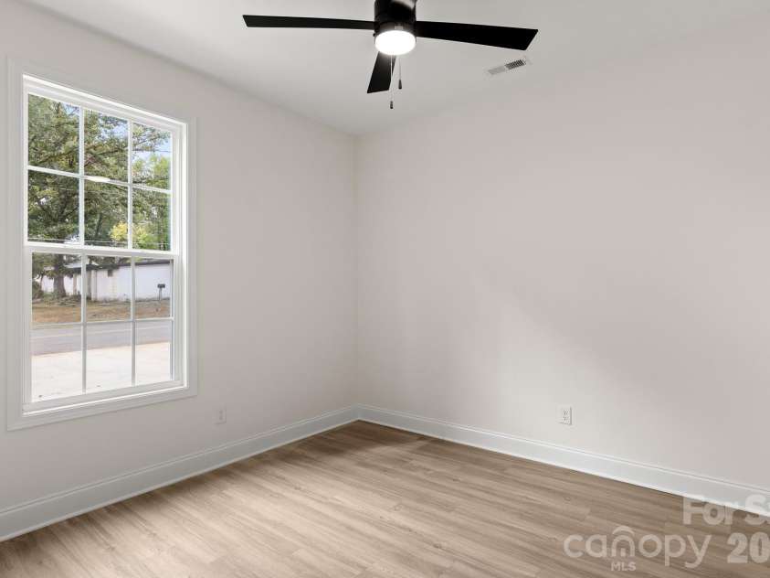 725 Rockdale Street, Rock Hill, SC 29730.  MLS# CAR4424948, YatesRealty ID 34580. 