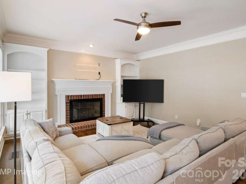 20107 Cove Road, Cornelius, NC 28031.  MLS# CAR4393223, YatesRealty ID 34581. 