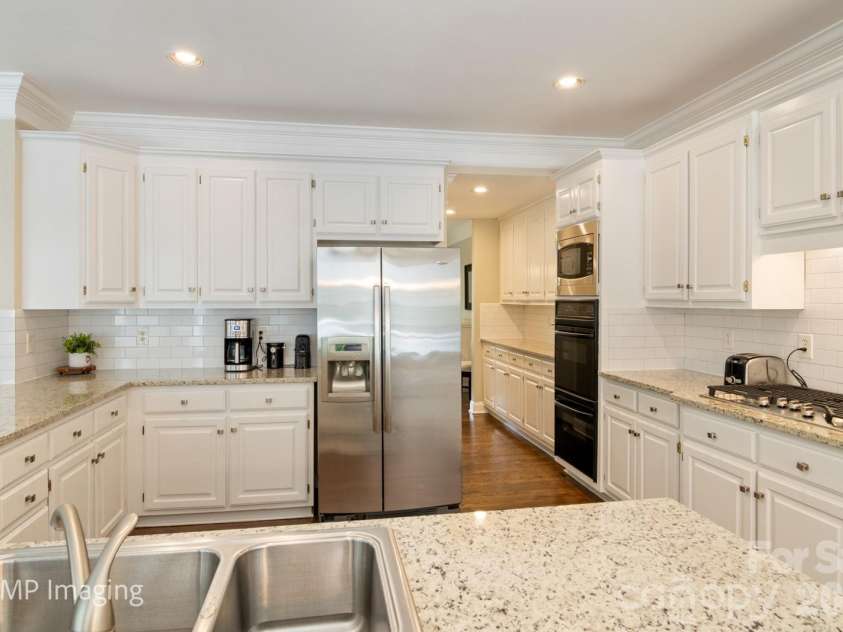 20107 Cove Road, Cornelius, NC 28031.  MLS# CAR4393223, YatesRealty ID 34581. 