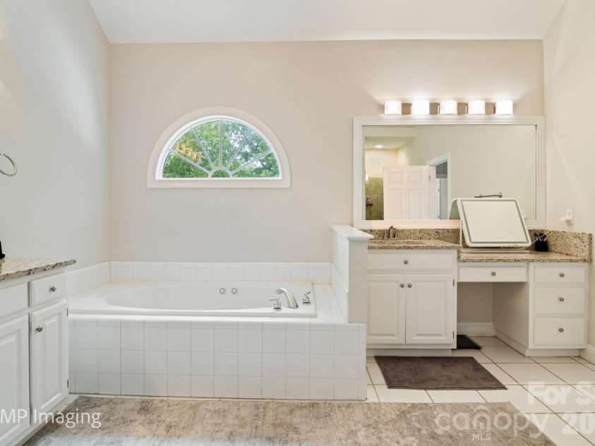 20107 Cove Road, Cornelius, NC 28031.  MLS# CAR4393223, YatesRealty ID 34581. 