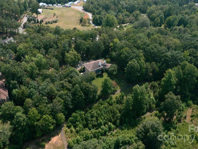 25 Towhee Trail, Tryon, NC 28782.  MLS# CAR4283605, YatesRealty ID 34581. 