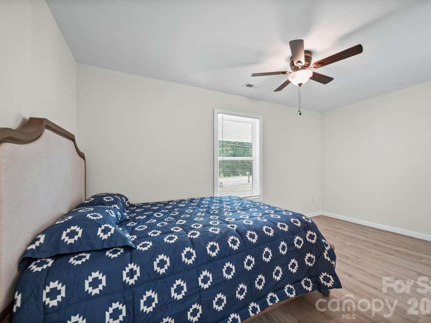 253 Hall Avenue, Concord, NC 28027.  MLS# CAR4398913, YatesRealty ID 34582. 