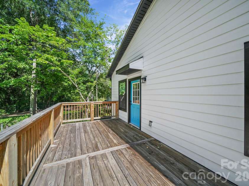 253 Hall Avenue, Concord, NC 28027.  MLS# CAR4398913, YatesRealty ID 34582. 