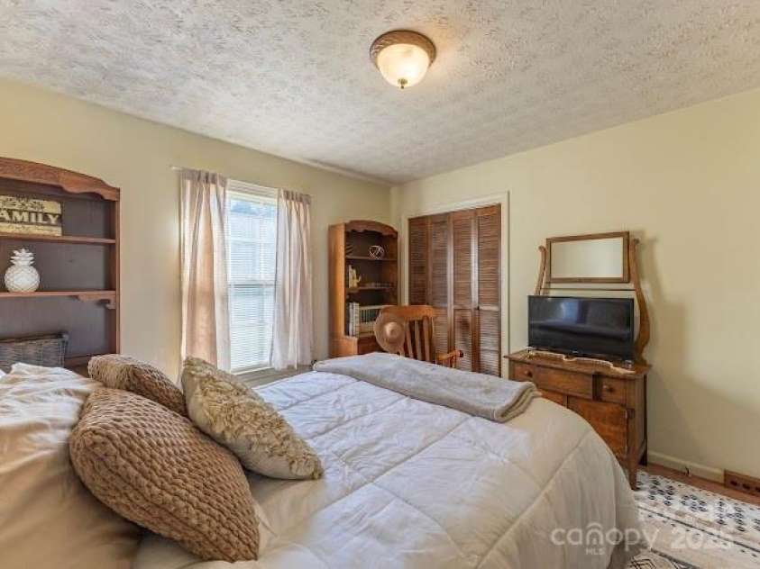 2489 Corolla Hills Drive, Lenoir, NC 28645.  MLS# CAR4291296, YatesRealty ID 34583. 