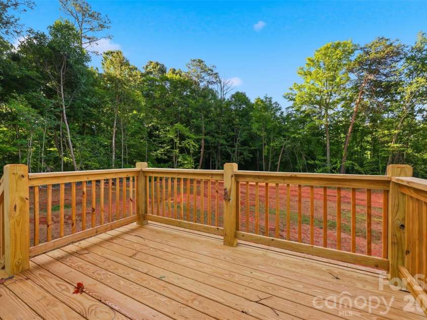 4425 Old US 421 Highway, Yadkinville, NC 27055.  MLS# CAR4399424, YatesRealty ID 34584. 