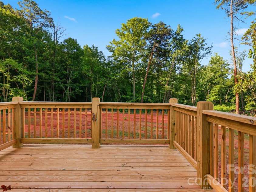 4425 Old US 421 Highway, Yadkinville, NC 27055.  MLS# CAR4399424, YatesRealty ID 34584. 