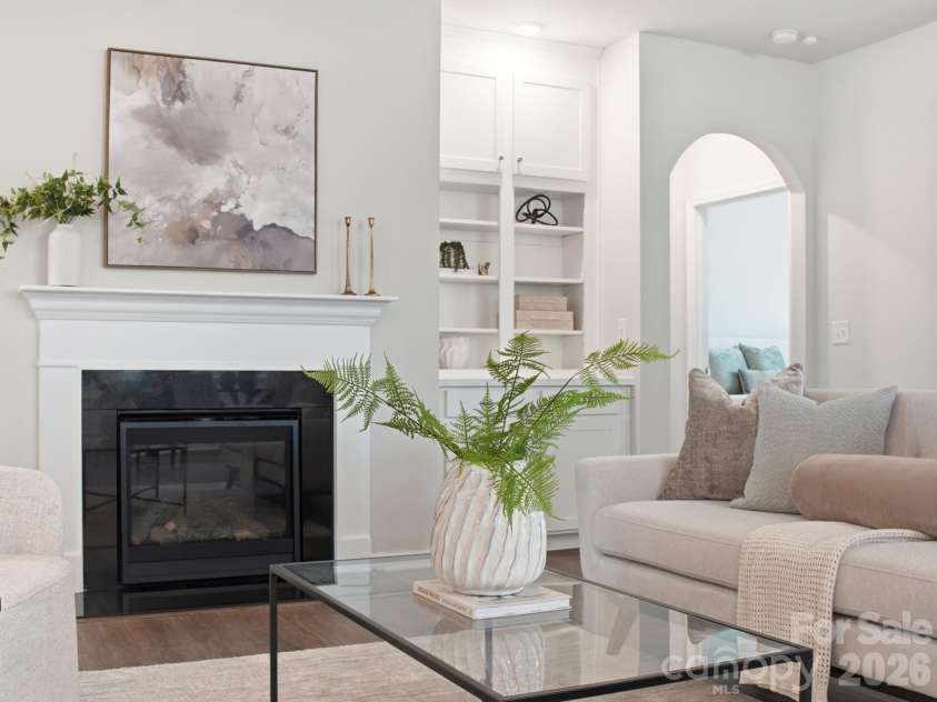 4047 Havenport Circle, Tega Cay, SC 29708.  MLS# CAR4394582, YatesRealty ID 34585. Cozy gas log fireplace