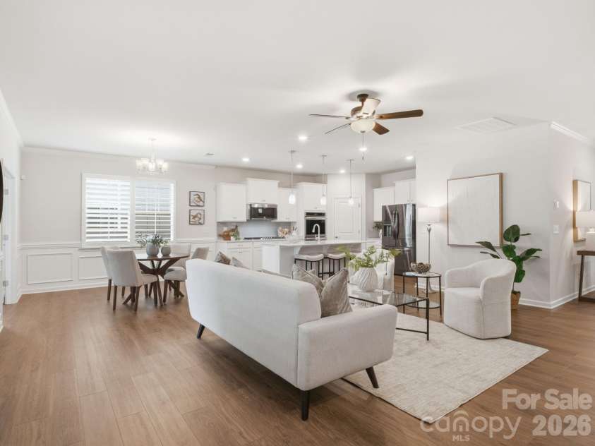 4047 Havenport Circle, Tega Cay, SC 29708.  MLS# CAR4394582, YatesRealty ID 34585. Great room