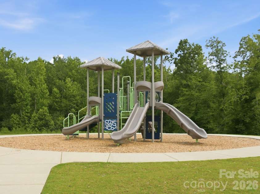 4047 Havenport Circle, Tega Cay, SC 29708.  MLS# CAR4394582, YatesRealty ID 34585. Neighborhood playground