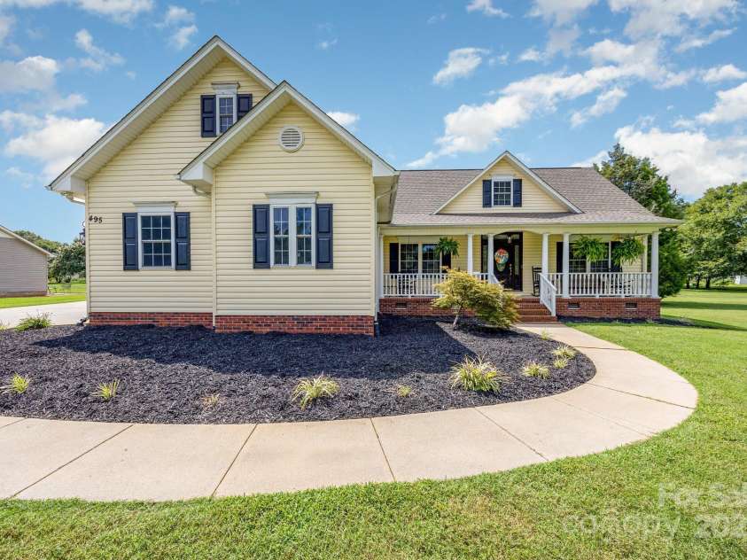 495 Gold Knob Road, Salisbury, NC 28146.  MLS# CAR4295969, YatesRealty ID 34586. 
