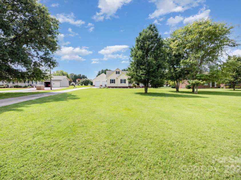 495 Gold Knob Road, Salisbury, NC 28146.  MLS# CAR4295969, YatesRealty ID 34586. 