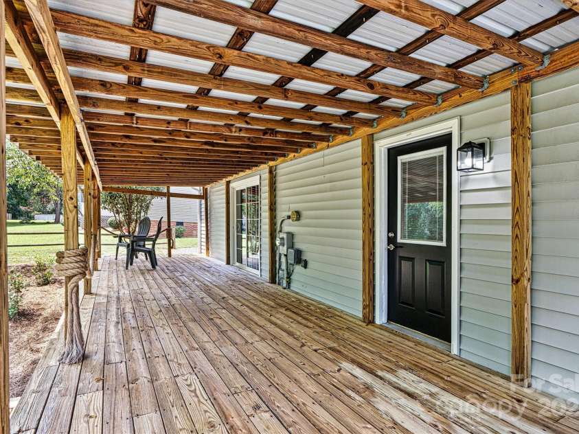 1328 32nd Street Court, Conover, NC 28613.  MLS# CAR4288822, YatesRealty ID 34587. Focused Back Entry View