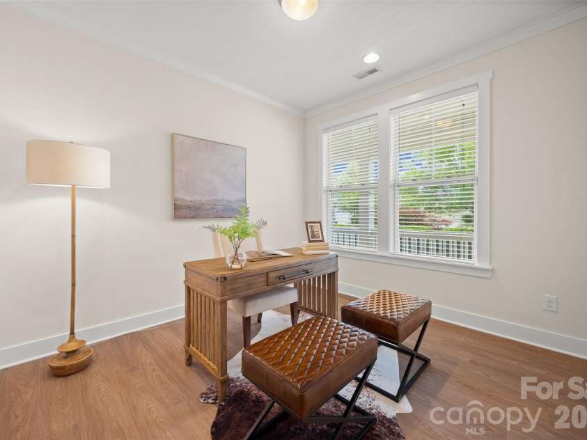 12021 Grey Partridge Drive, Charlotte, NC 28278.  MLS# CAR4396177, YatesRealty ID 34589. Large office right off the entry.