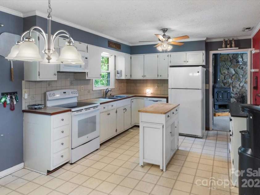 6803 Murrayville Road, Wilmington, NC 28411.  MLS# CAR4269645, YatesRealty ID 34589. 