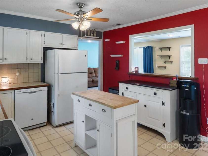 6803 Murrayville Road, Wilmington, NC 28411.  MLS# CAR4269645, YatesRealty ID 34589. 