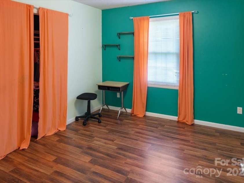 6803 Murrayville Road, Wilmington, NC 28411.  MLS# CAR4269645, YatesRealty ID 34589. 