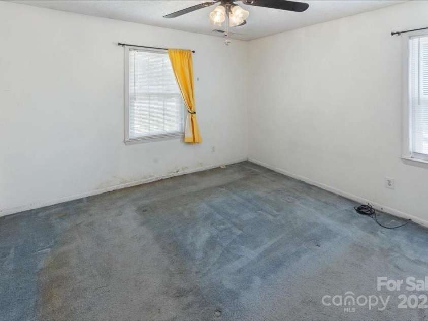 6803 Murrayville Road, Wilmington, NC 28411.  MLS# CAR4269645, YatesRealty ID 34589. 