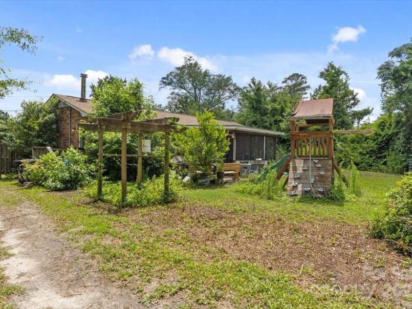 6803 Murrayville Road, Wilmington, NC 28411.  MLS# CAR4269645, YatesRealty ID 34589. 